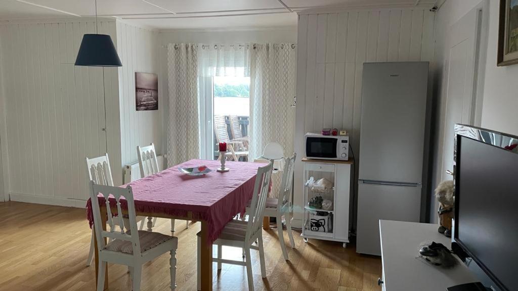 Manus Ferienwohnung Brevik  エクステリア 写真